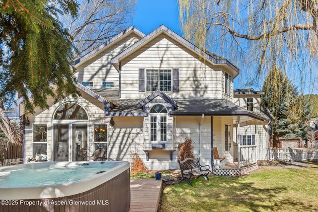 $1,587,000 | 203 Deer Run, Carbondale, CO 81623