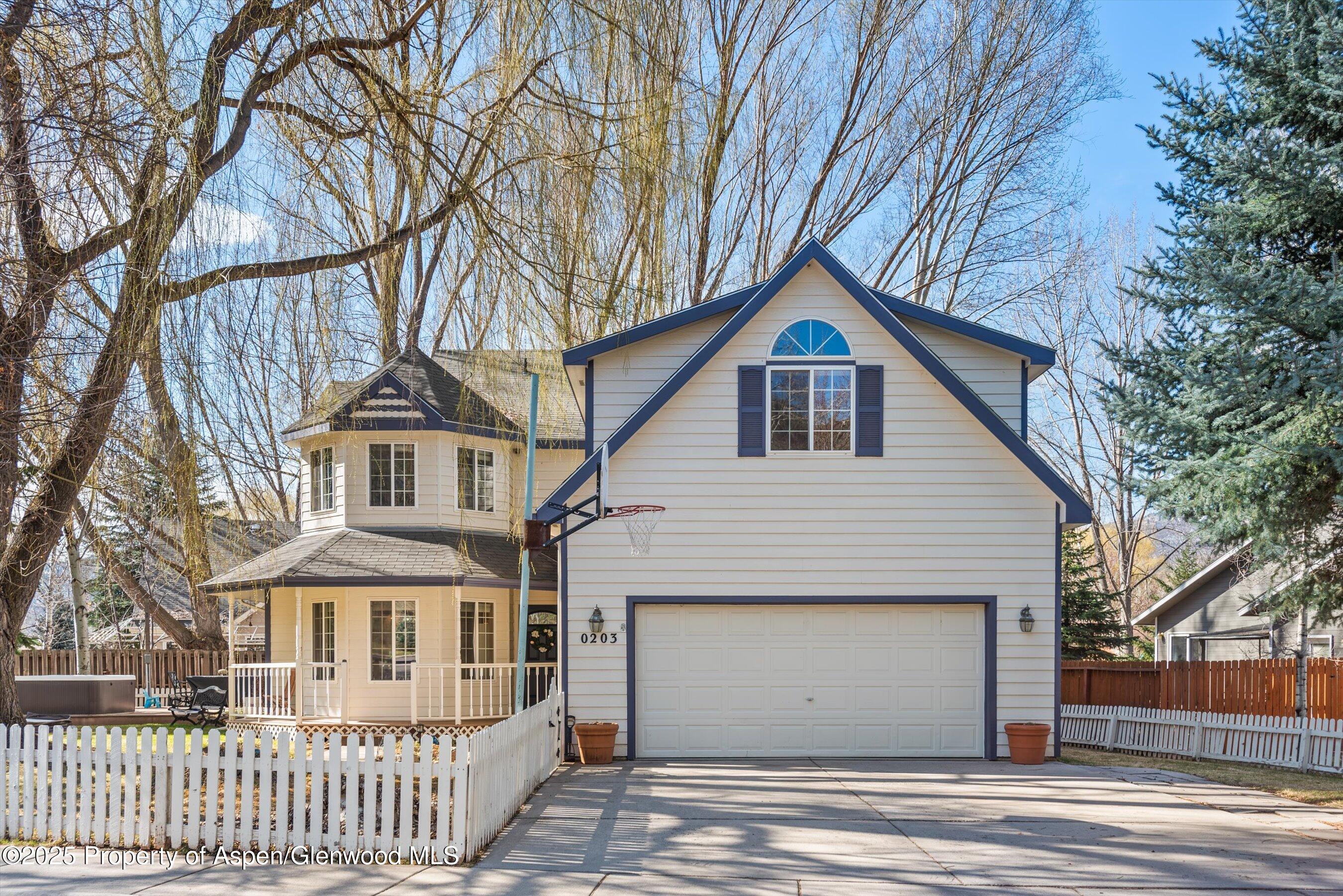 203 Deer Run Carbondale, CO 81623 - Photo 7 of 50 09-203DeerRun_2503270009