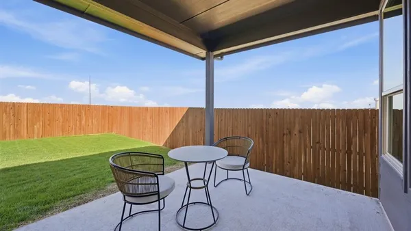 $425,141 | 2611 Flycatcher Drive, Denton, TX 76205