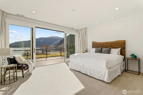$3,399,999 | 70 Shypoke Place, Entiat, WA 98822