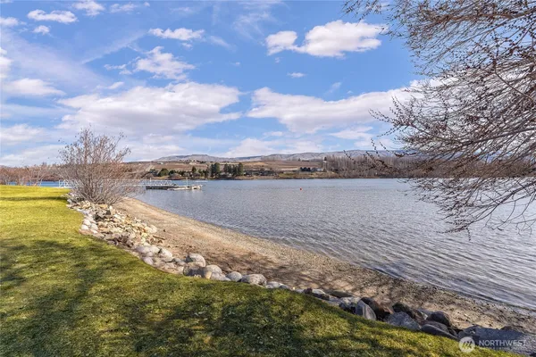 $3,399,999 | 70 Shypoke Place, Entiat, WA 98822