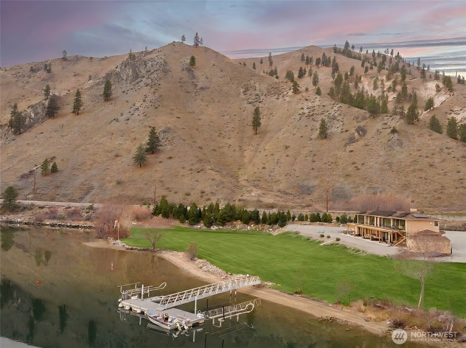 70 Shypoke Place Entiat, WA 98822 - Photo 5 of 38