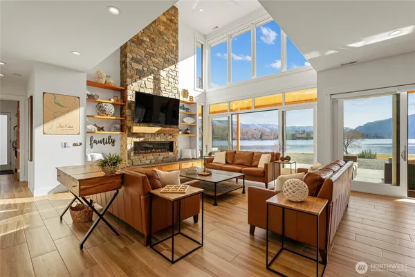 $3,399,999 | 70 Shypoke Place, Entiat, WA 98822