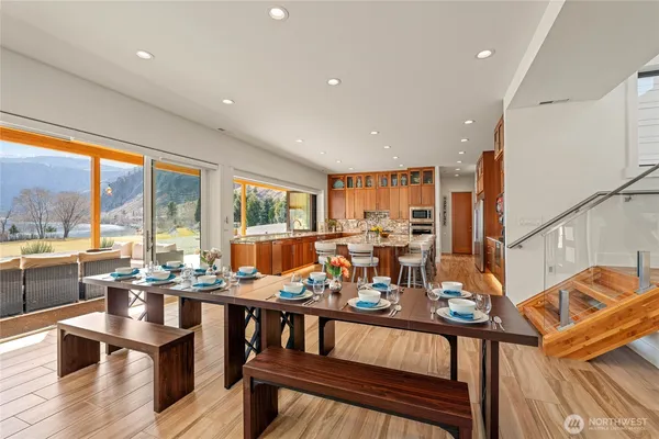 $3,399,999 | 70 Shypoke Place, Entiat, WA 98822