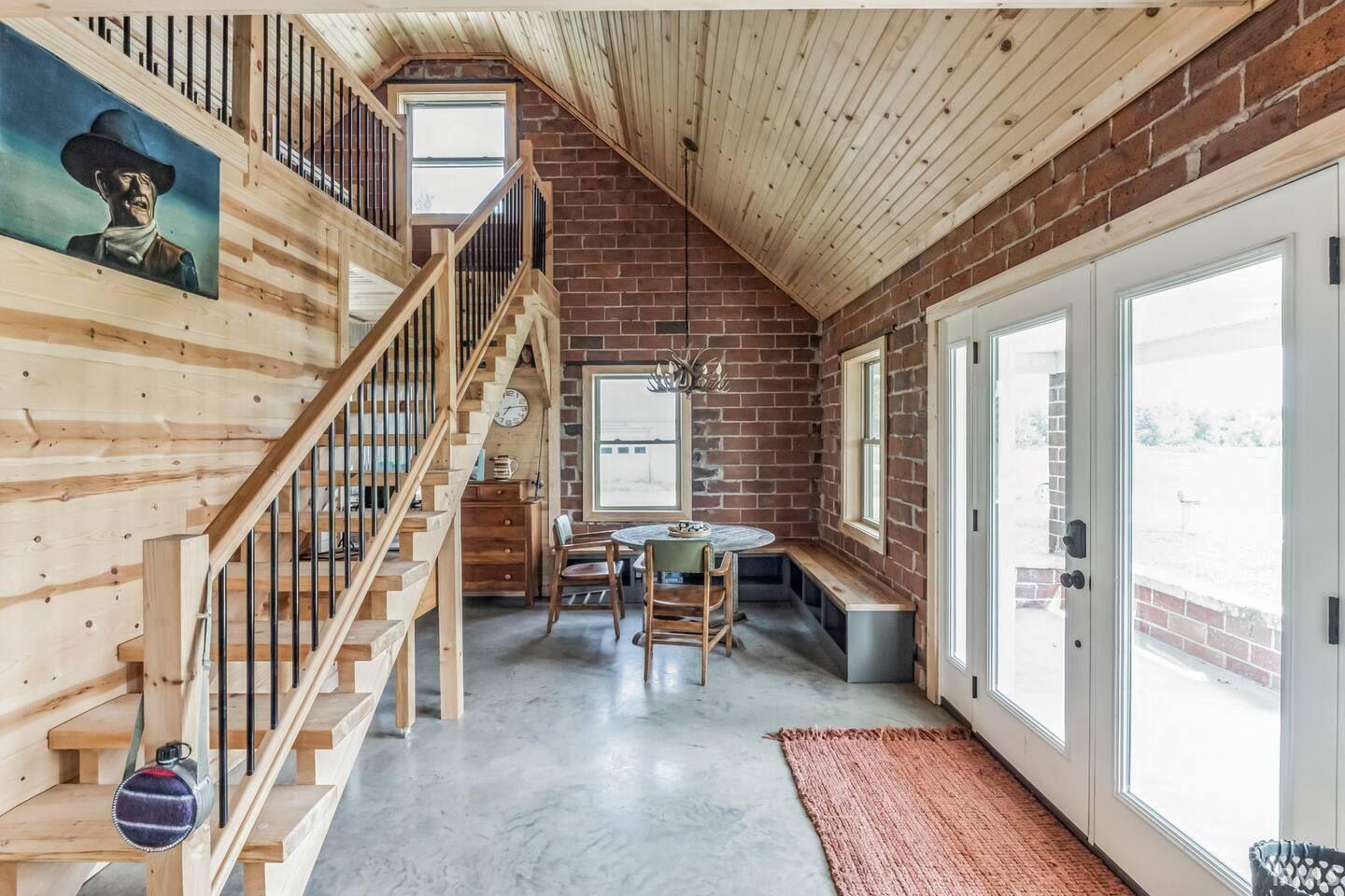 2442 Lingenfelter Road Loogootee, IN 47553 - Photo 8 of 19