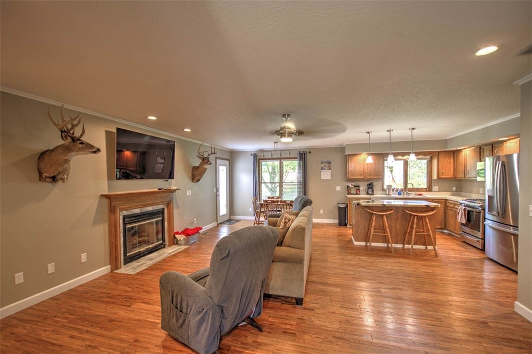 2649 Pheasant Run Decatur, IL 62521 - Photo 4 of 21 Gallery Image 4