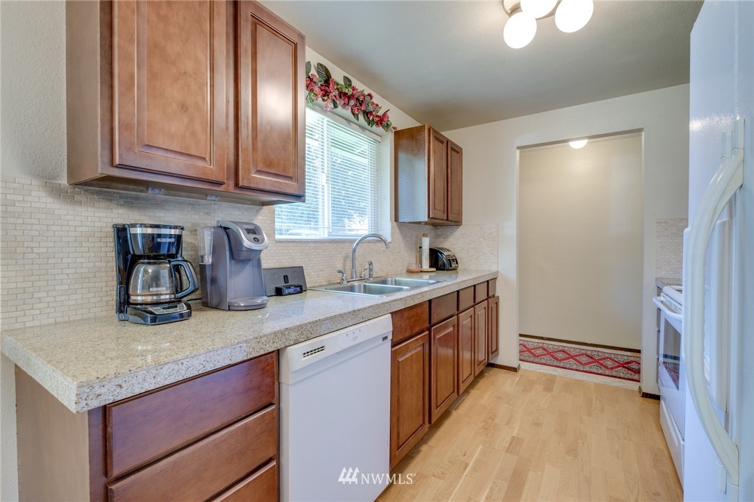 1400 Timber Trail Road East Port Orchard, WA 98366 - Photo 3 of 16 Gallery Image 3