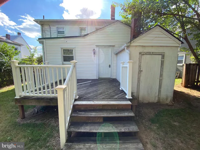 a view of outdoor space and garden