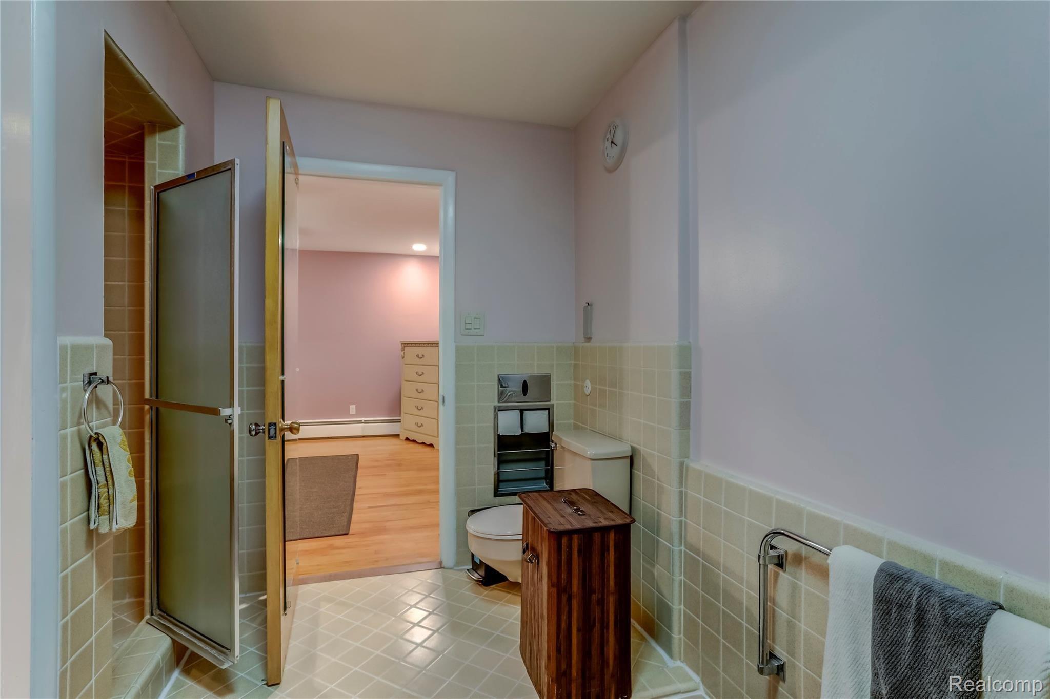 6205 Norham Road Bloomfield Hills, MI 48301 - Photo 28 of 45 6205 Norham Road, Bloomfield Hills, MI-30.jpg-FULL