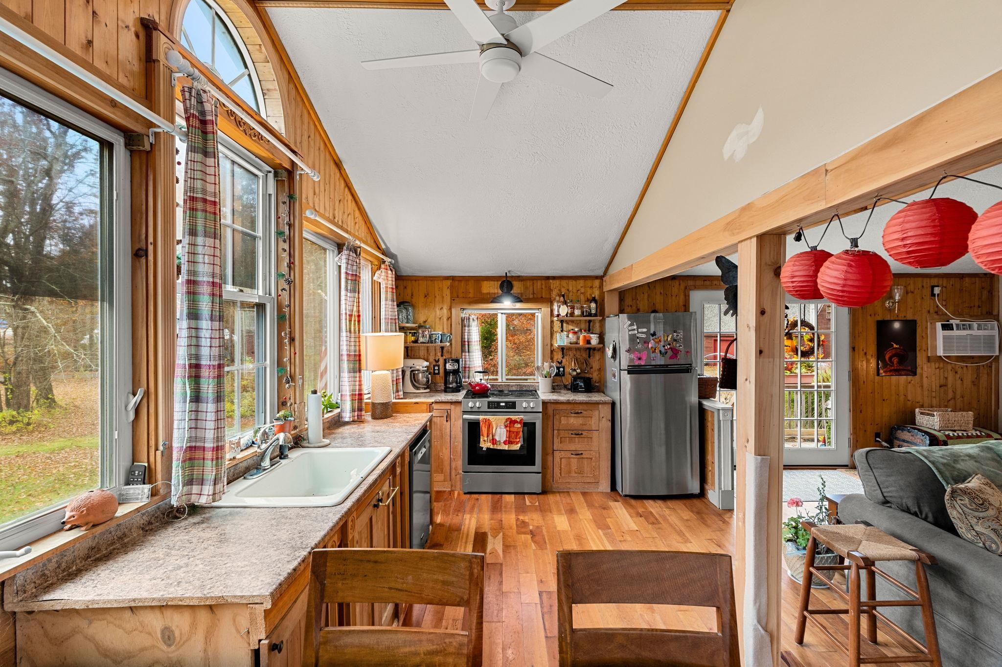 31 North Shore Sandown, NH 03873 - Photo 18 of 42