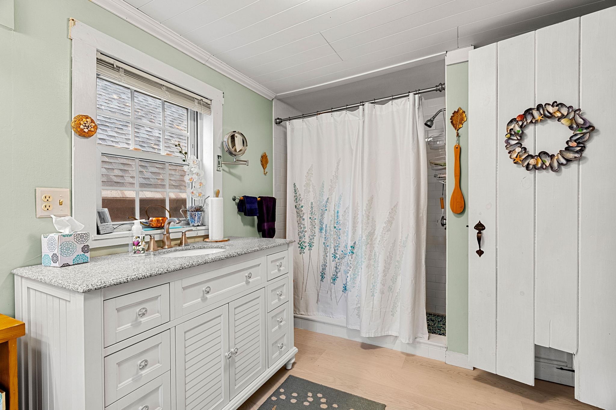 31 North Shore Sandown, NH 03873 - Photo 23 of 42