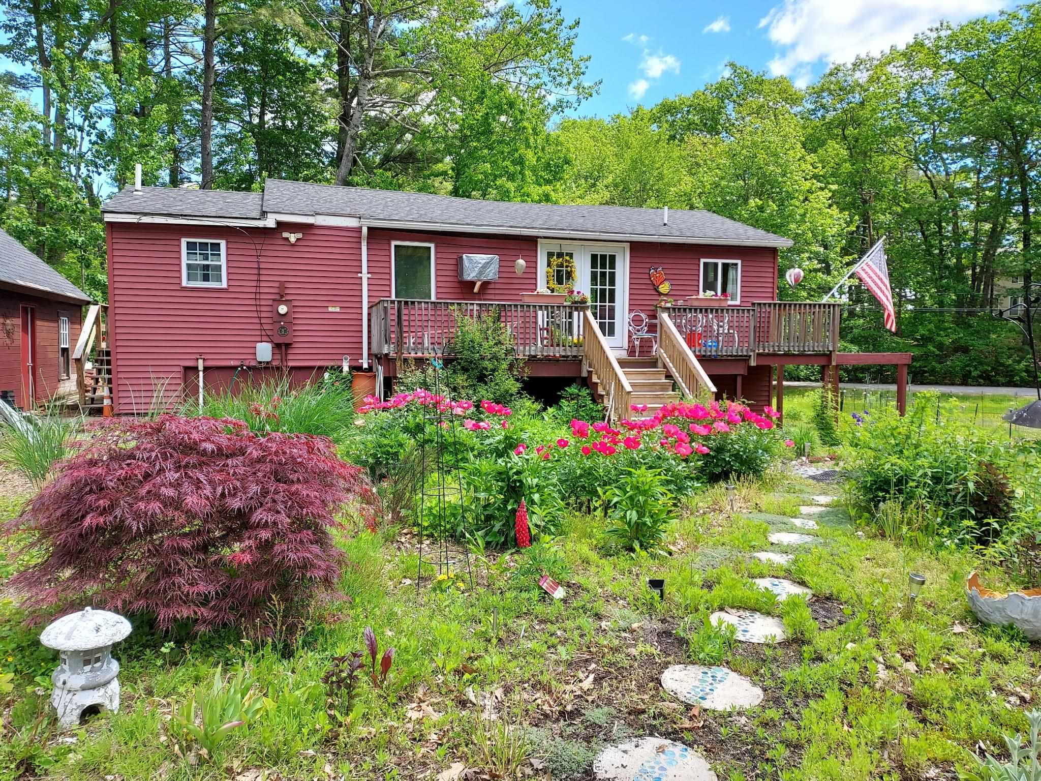 31 North Shore Sandown, NH 03873 - Photo 7 of 42