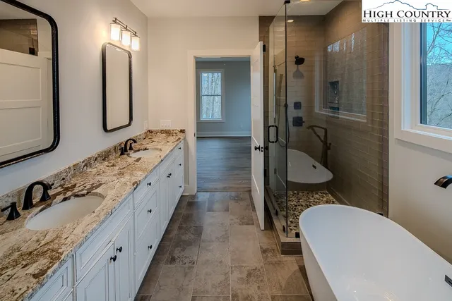 $1,995,000 | 602 Ridge Run, Linville, NC 28646