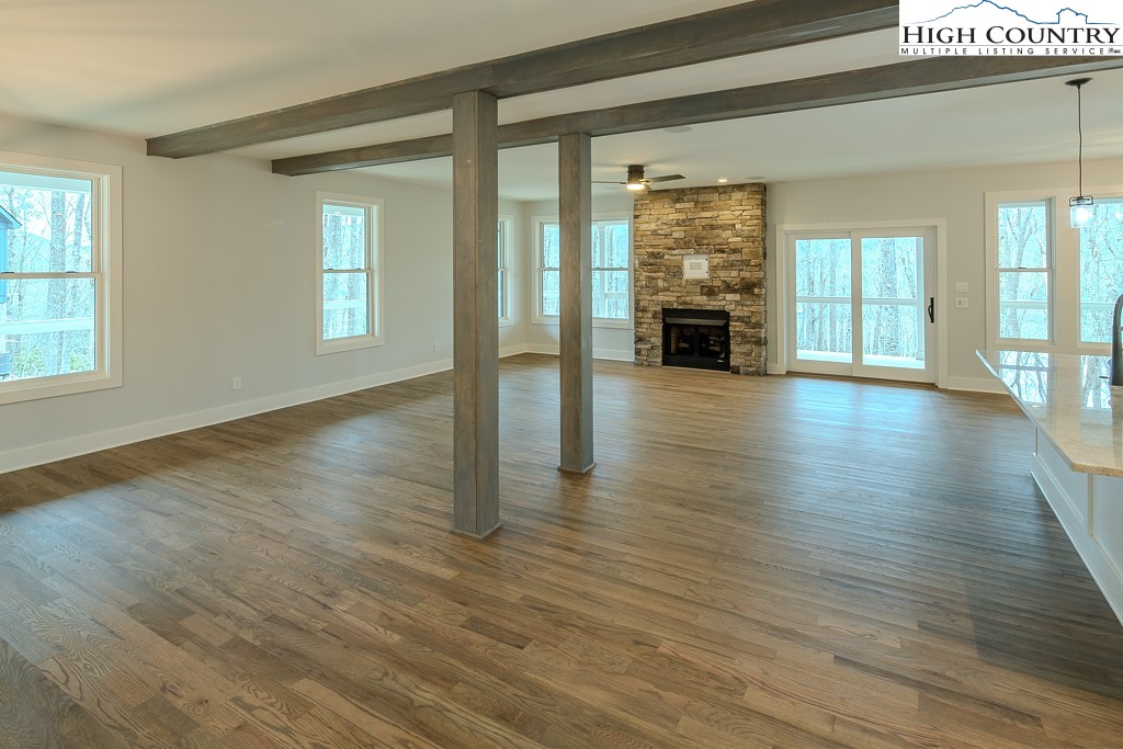 602 Ridge Run Linville, NC 28646 - Photo 4 of 35