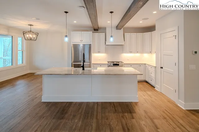 $1,995,000 | 602 Ridge Run, Linville, NC 28646