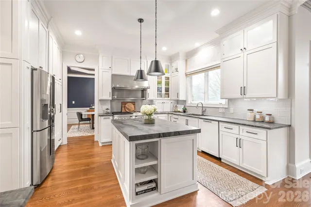 $1,500,000 | 15018 Jockeys Ridge Drive, Charlotte, NC 28277