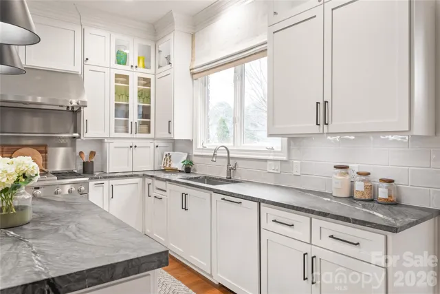 $1,500,000 | 15018 Jockeys Ridge Drive, Charlotte, NC 28277