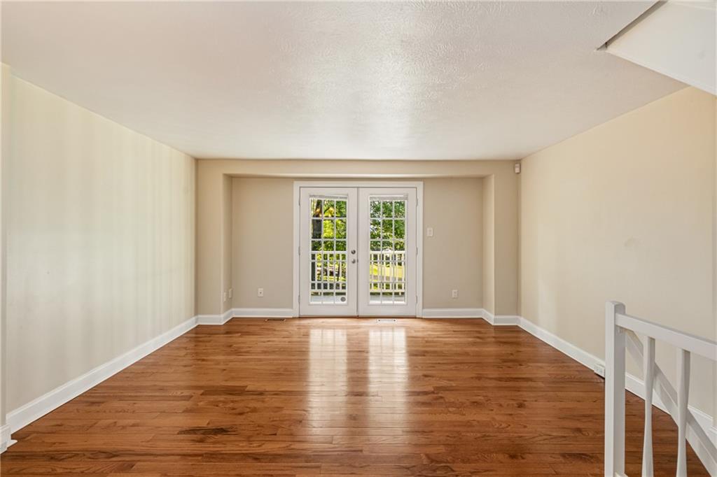 5491 Library Road, Unit 21 Bethel Park, PA 15102 - Photo 6 of 37 Gallery Image 6