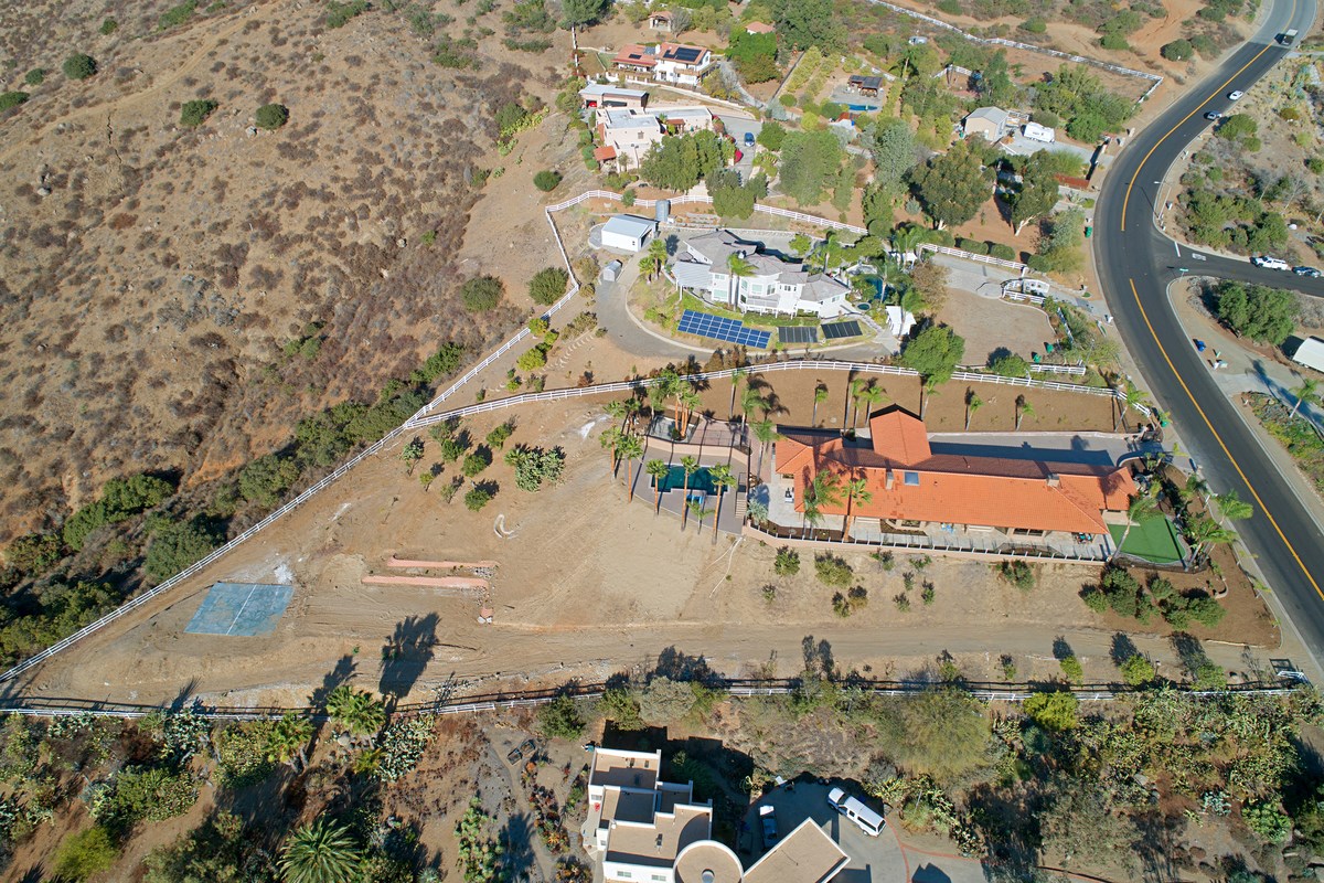 10844 Quail Canyon Road El Cajon, CA 92021 - Photo 4 of 25 Gallery Image 4