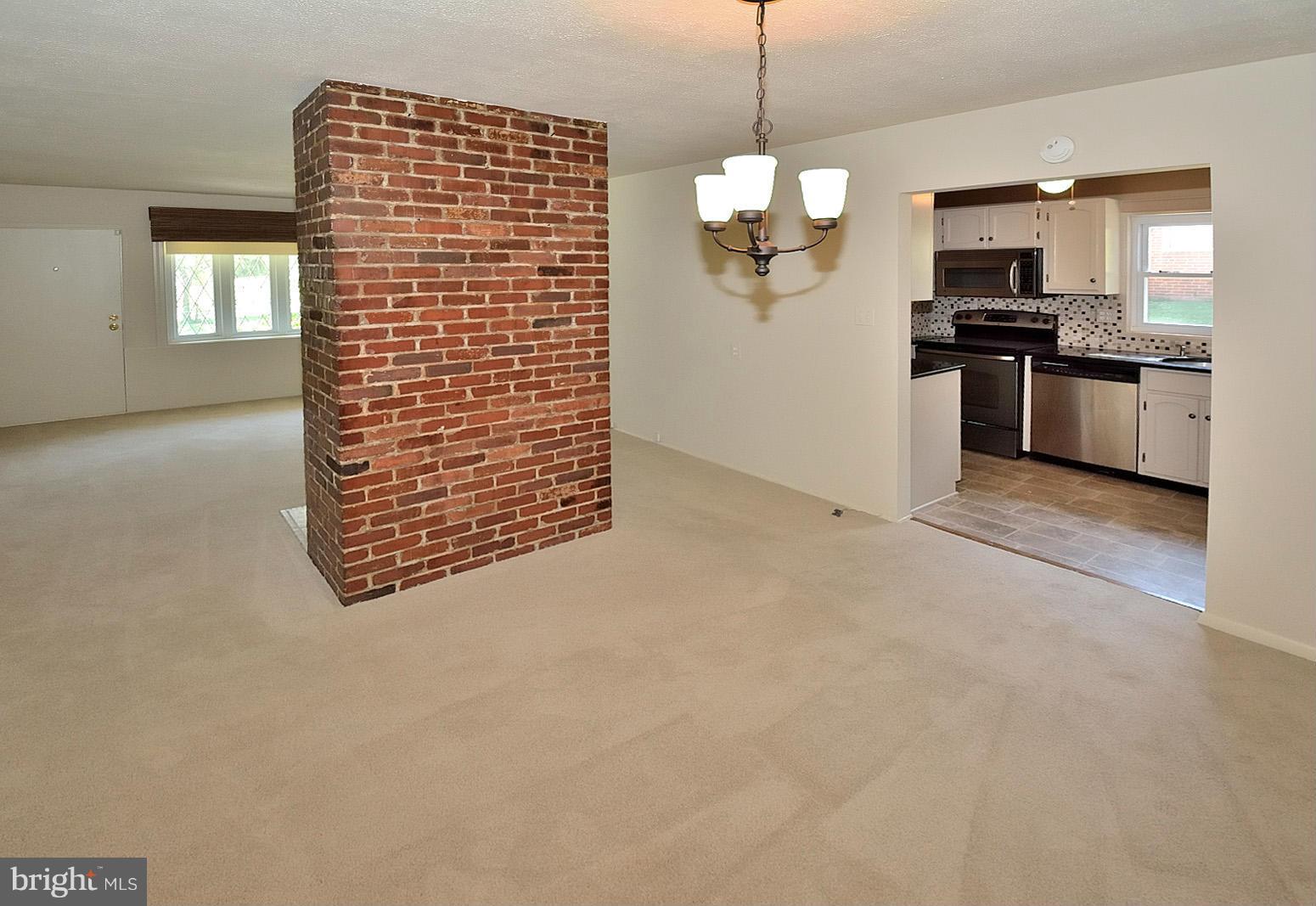 7315 Monticello Boulevard Springfield, VA 22150 - Photo 12 of 25 Dining Room