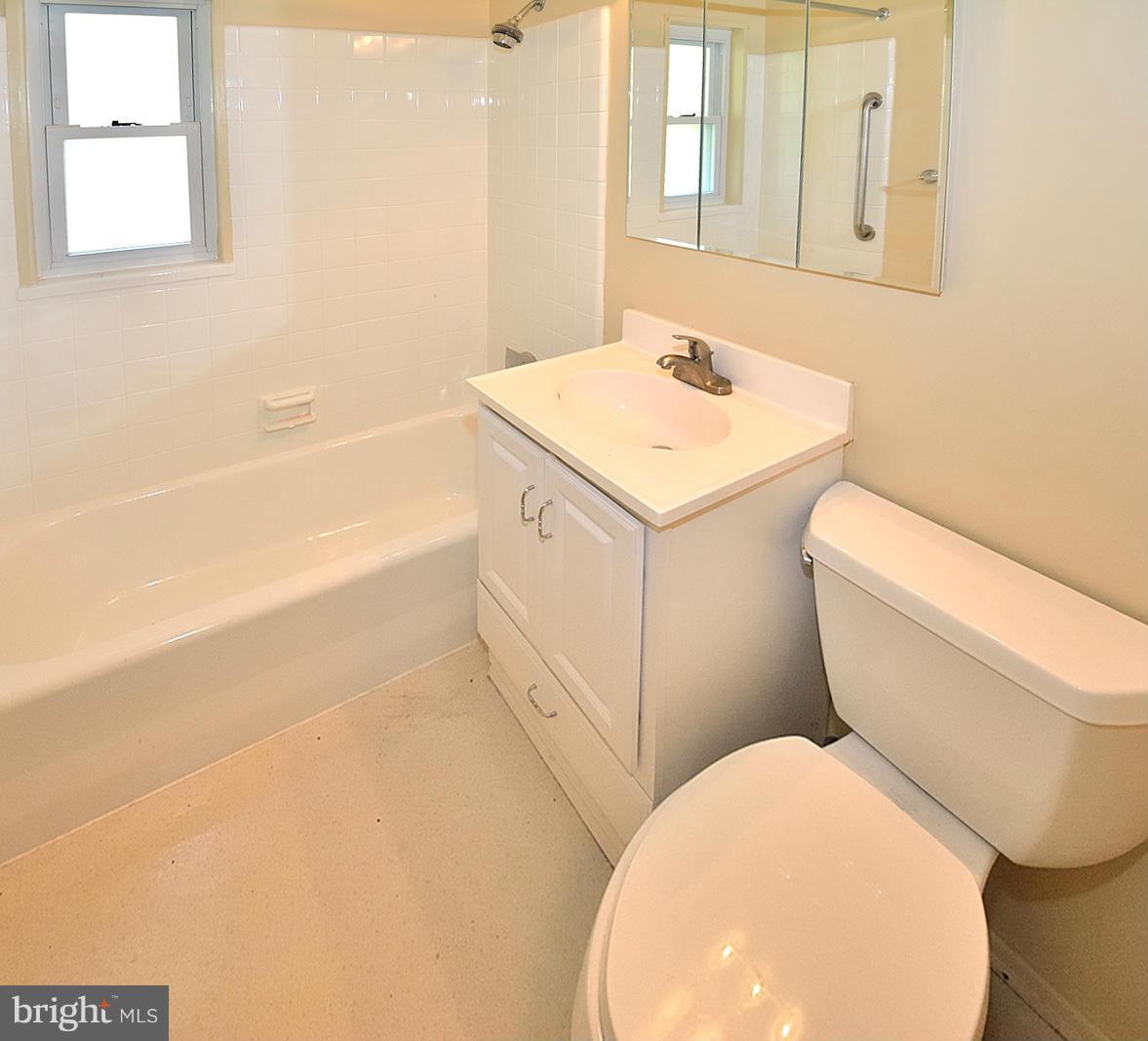 7315 Monticello Boulevard Springfield, VA 22150 - Photo 18 of 25 Bath - Main