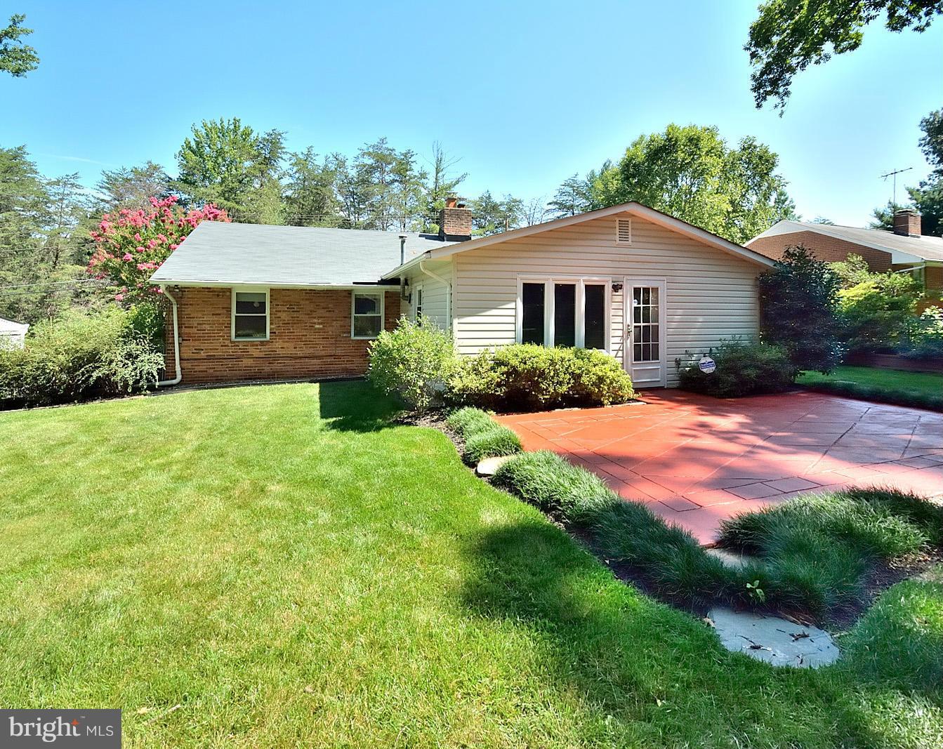 7315 Monticello Boulevard Springfield, VA 22150 - Photo 22 of 25 Exterior (Rear)