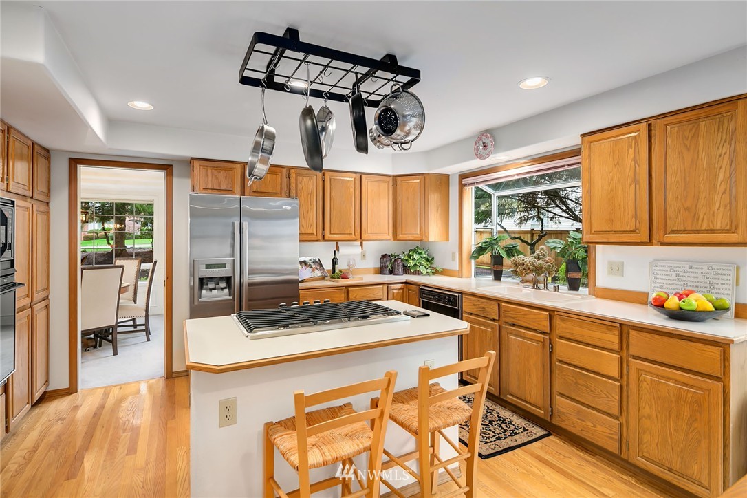 14914 163rd Court Southeast Renton, WA 98059 - Photo 7 of 24 Gallery Image 7