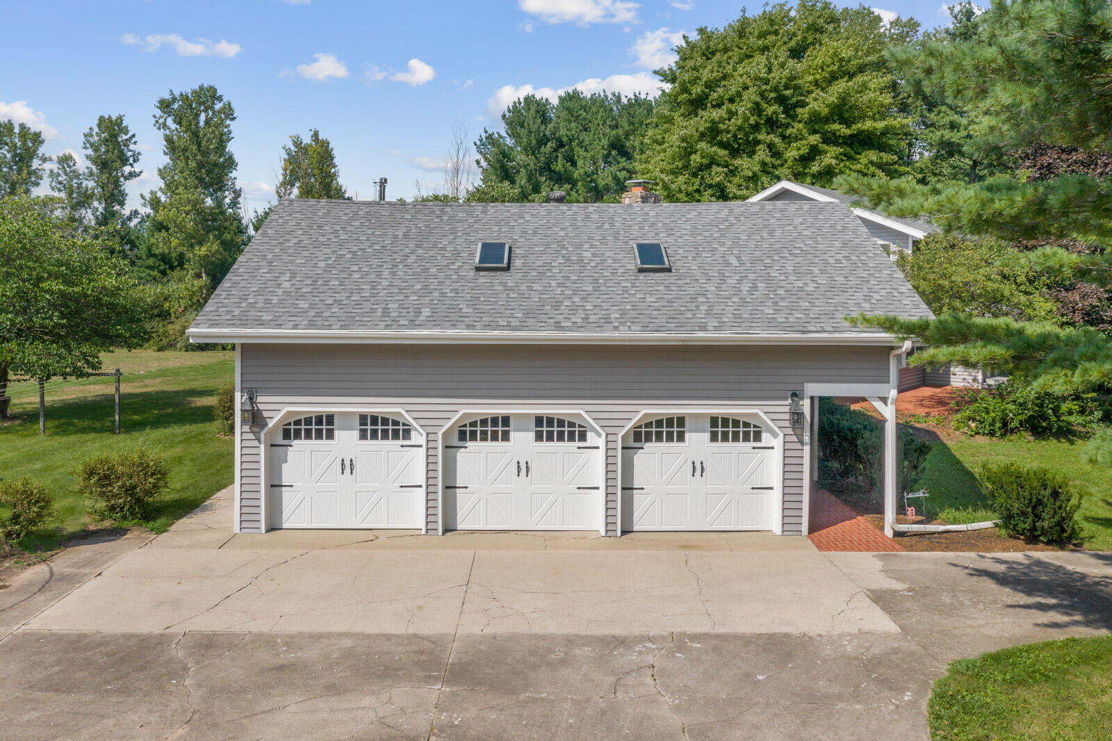 61346 Youngs Prairie Road Three Rivers, MI 49093 - Photo 4 of 61 61346 Youngs Prairie Rd (51 of 69)