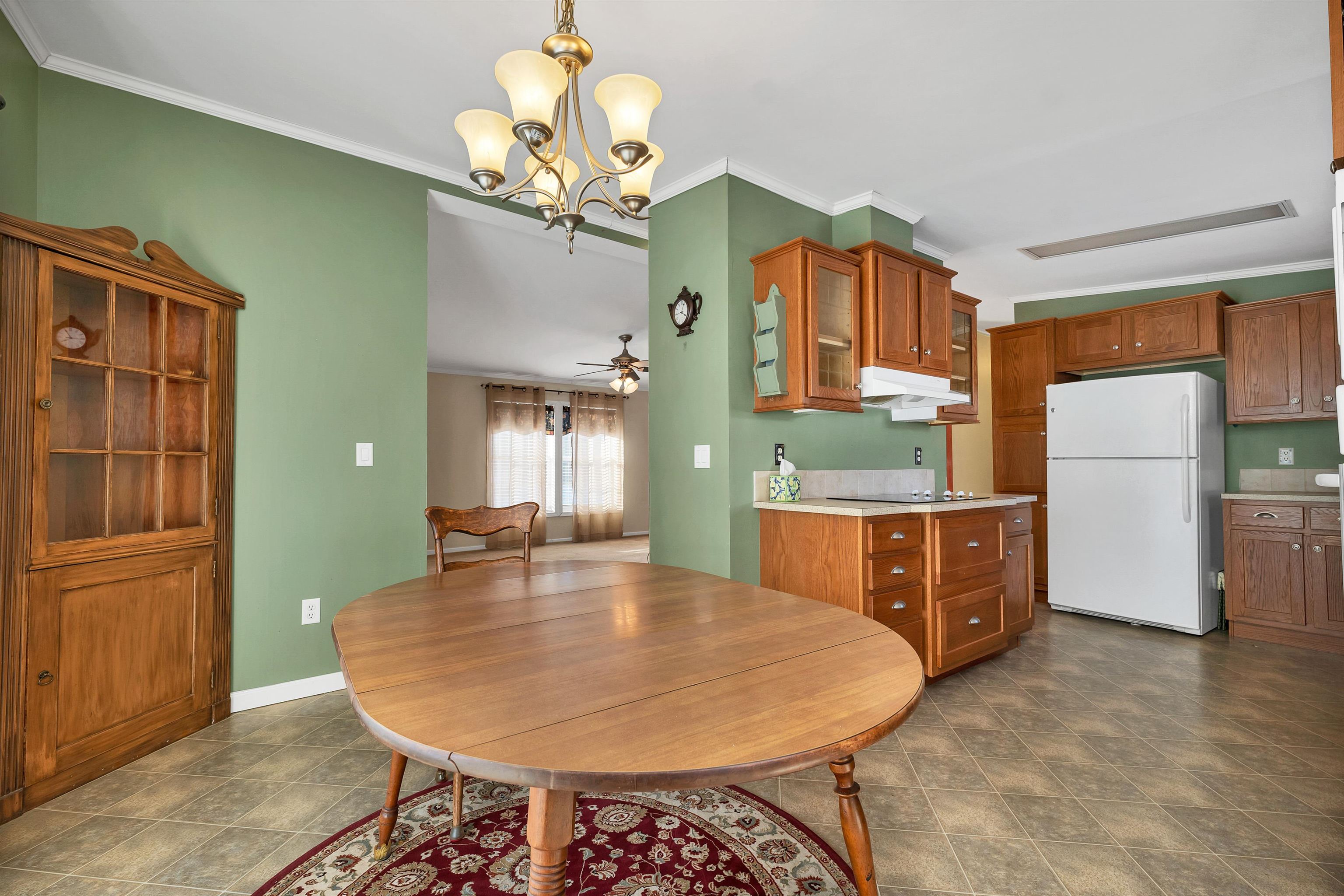 71 Caddy Drive Salem, NH 03079 - Photo 22 of 44