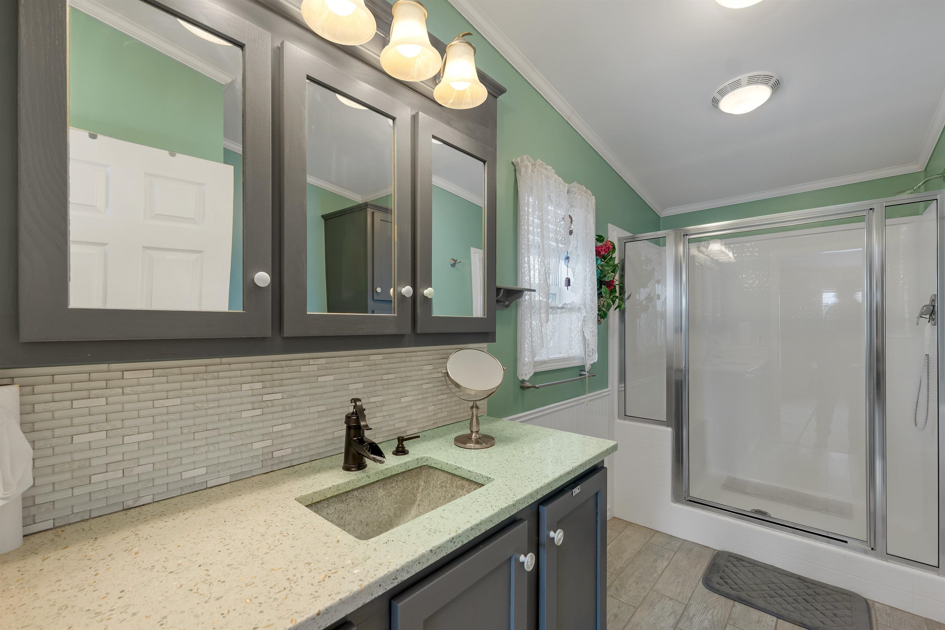 71 Caddy Drive Salem, NH 03079 - Photo 30 of 44