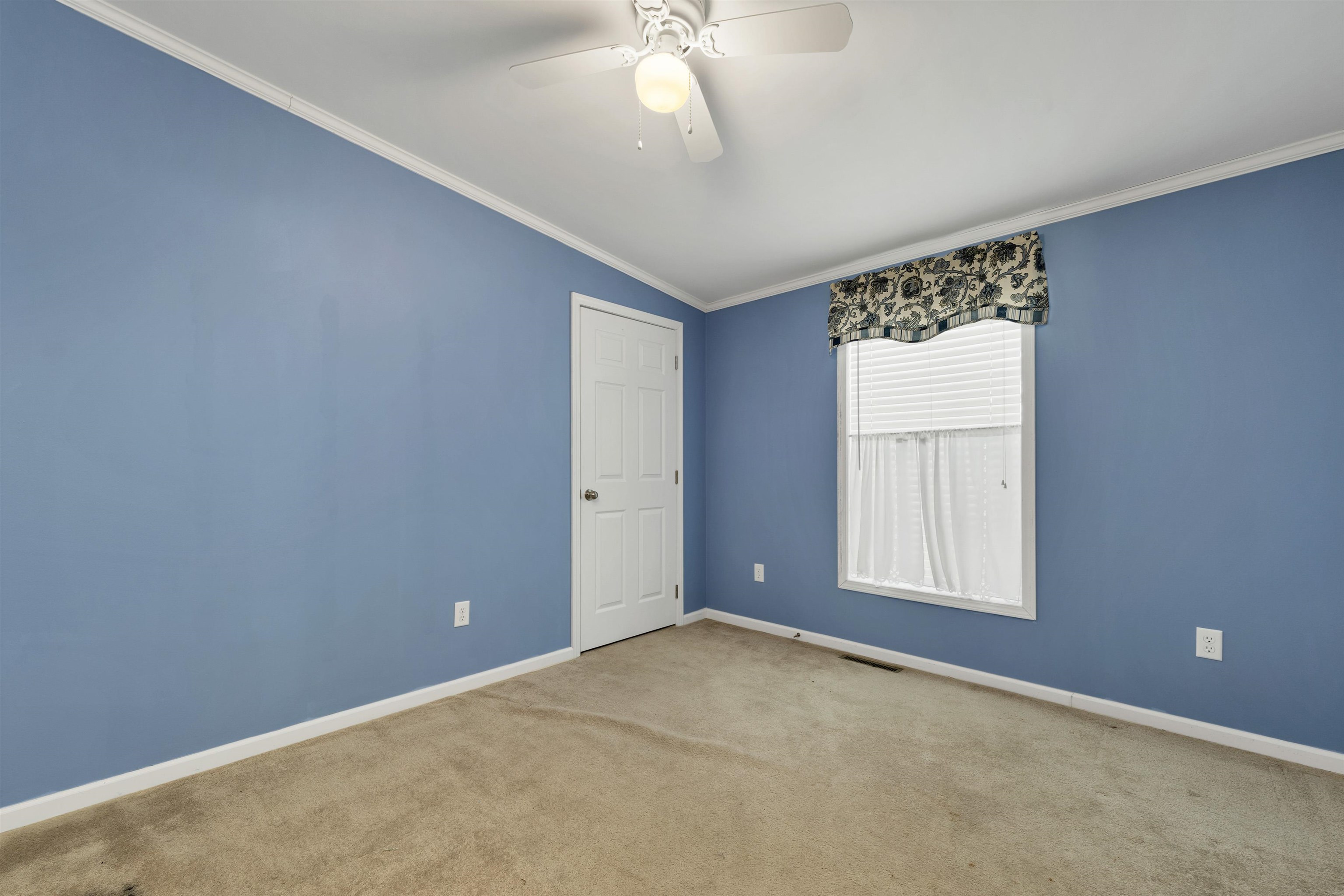 71 Caddy Drive Salem, NH 03079 - Photo 38 of 44