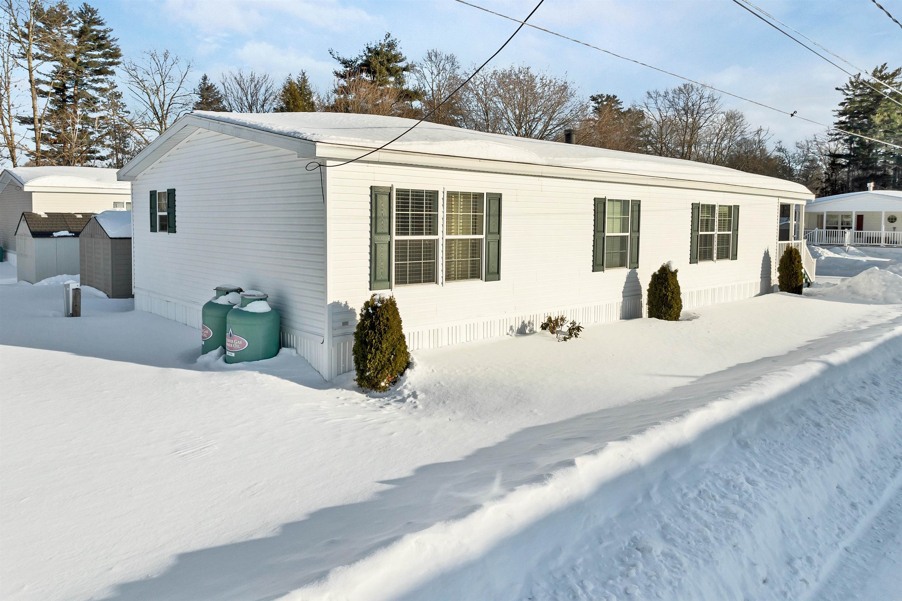 71 Caddy Drive Salem, NH 03079 - Photo 6 of 44