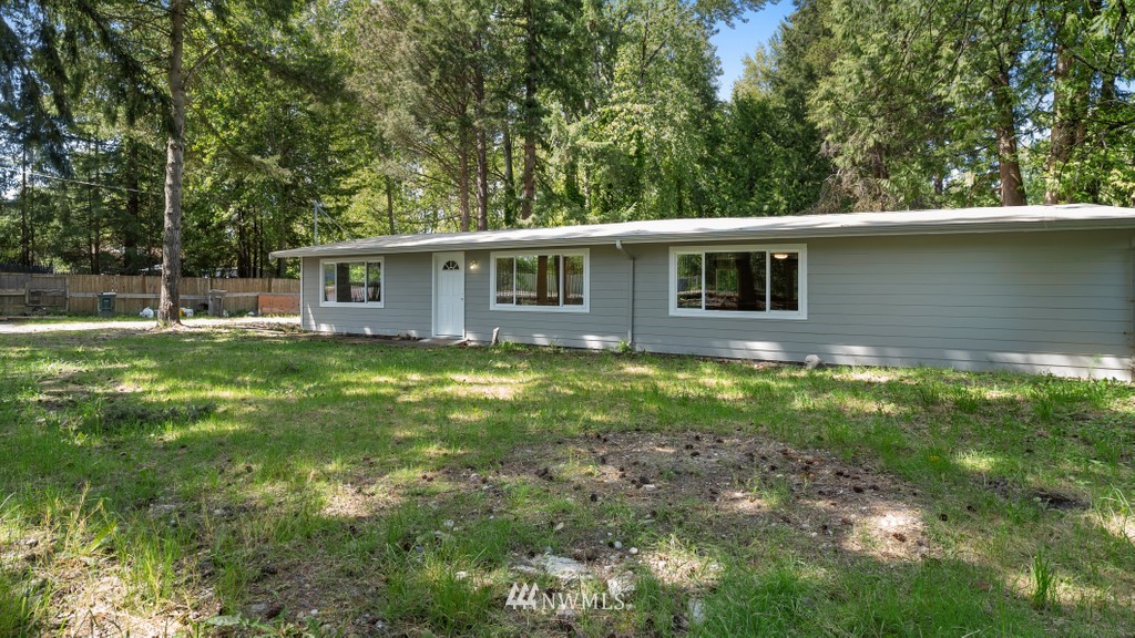 12520 Southeast Petrovitsky Road Renton, WA 98058 - Photo 5 of 25