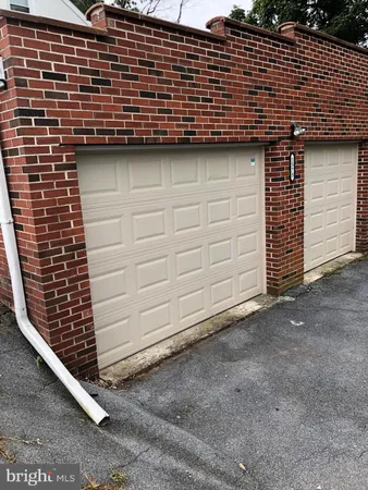 $1,800 | 1575 Hunsecker Road, Bird-in-Hand, PA 17505