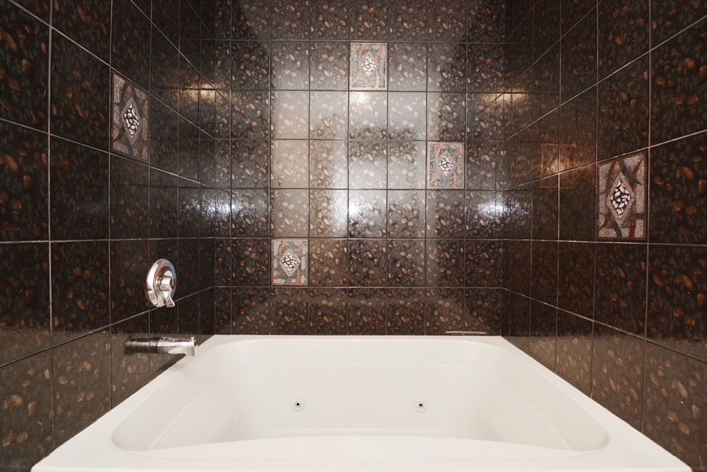 9 Carnation Circle, Unit A Reading, MA 01867 - Photo 25 of 41