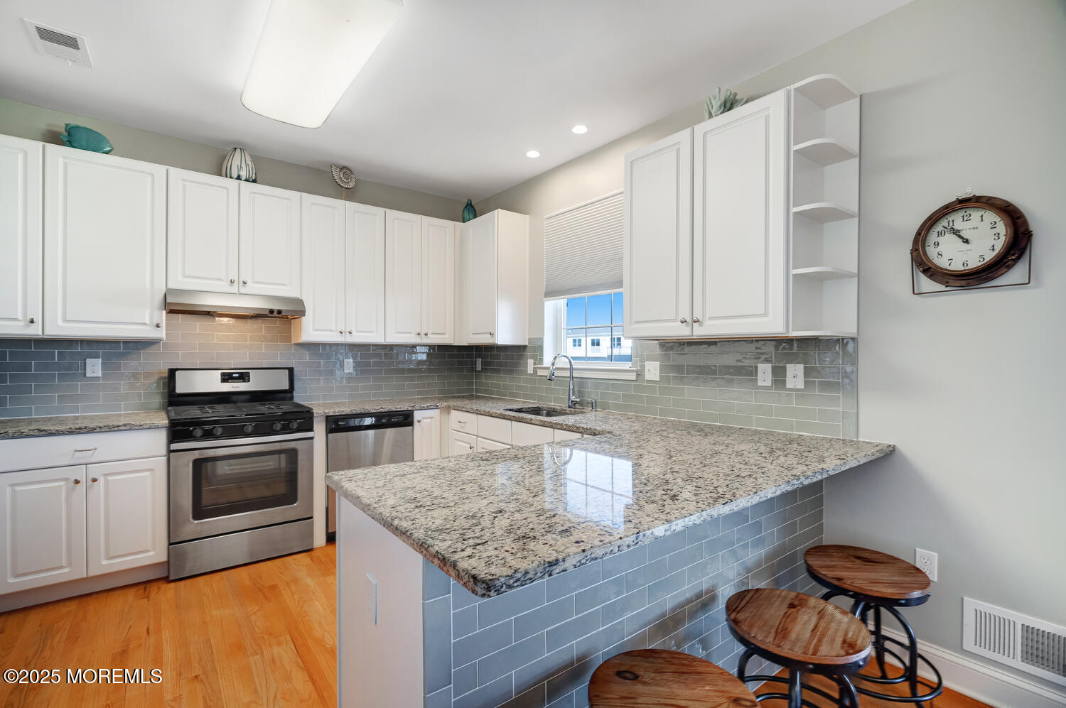 52 Albert Drive Manahawkin, NJ 08050 - Photo 19 of 42 52 Albert Manahawkin NJ 08050-large-021-