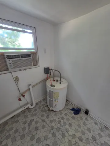 $89,000 | 1625 Old Bainbridge Road, Tallahassee, FL 32303