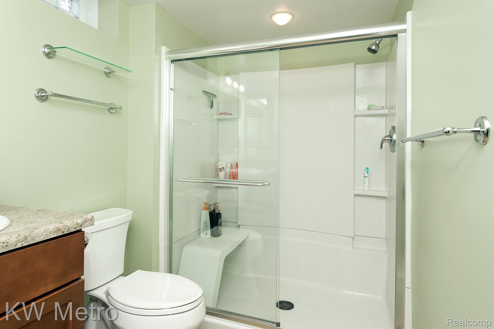 2221 Dorothea Road Berkley, MI 48072 - Photo 25 of 32 Gallery Image 25