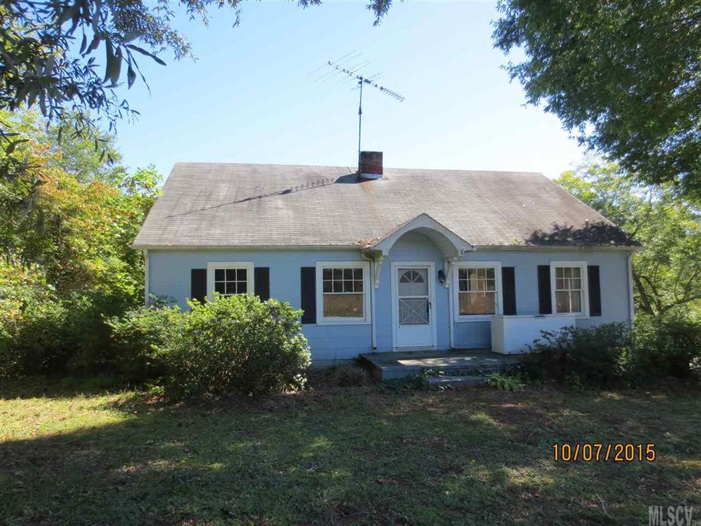 3674 Robinson Road Newton, NC 28658 - Photo 1 of 15 Gallery Image 1