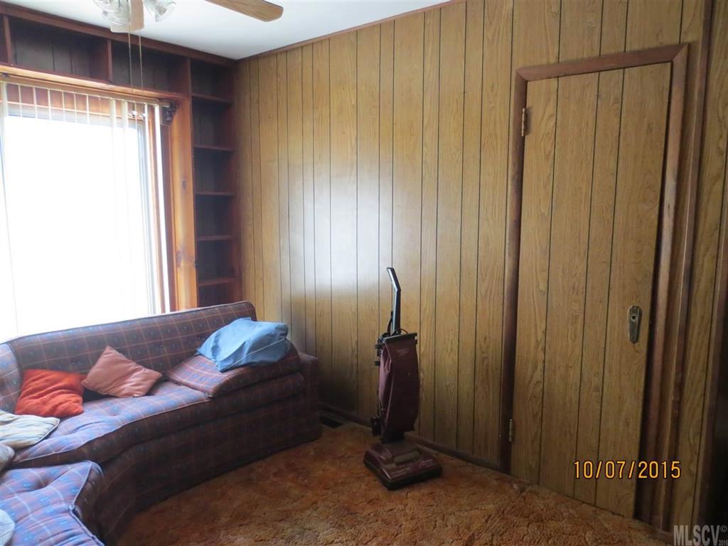 3674 Robinson Road Newton, NC 28658 - Photo 11 of 15 Gallery Image 11