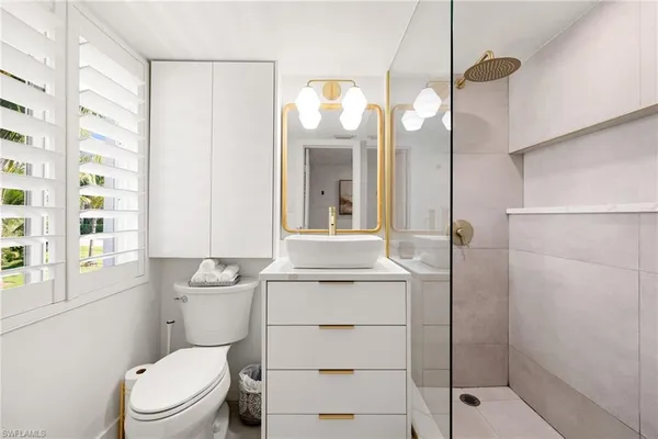 $14,000 | 175 5th Avenue South, Unit 204, Naples, FL 34102