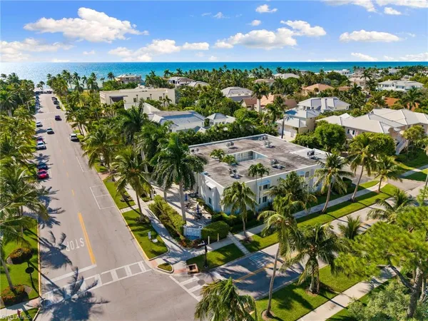 $14,000 | 175 5th Avenue South, Unit 204, Naples, FL 34102