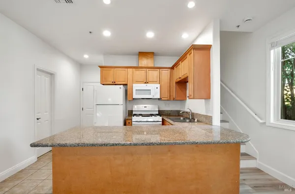 $1,300,000 | 256 Rosebud Lane, St. Helena, CA 94574