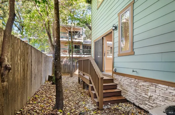 $1,300,000 | 256 Rosebud Lane, St. Helena, CA 94574