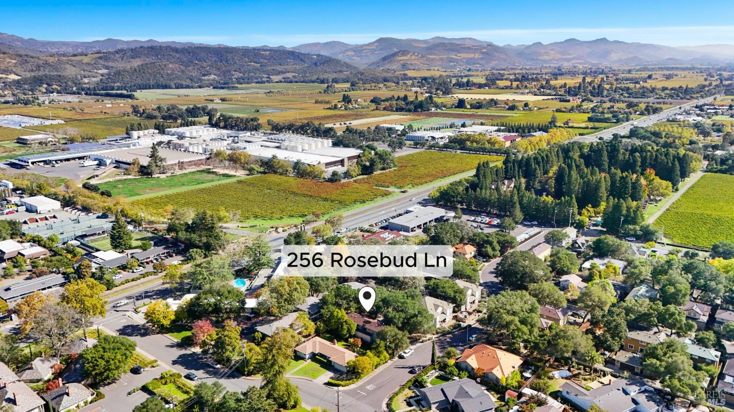 256 Rosebud Lane St. Helena, CA 94574 - Photo 29 of 33 a view of a city with lake