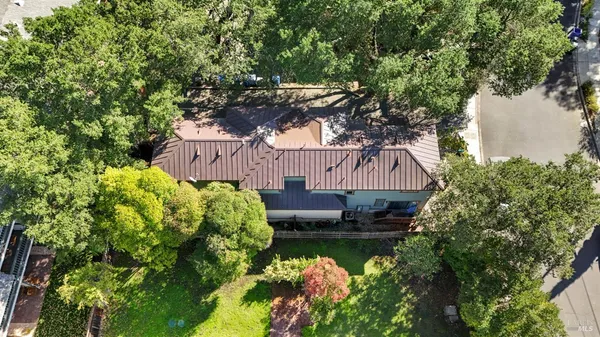 $1,300,000 | 256 Rosebud Lane, St. Helena, CA 94574