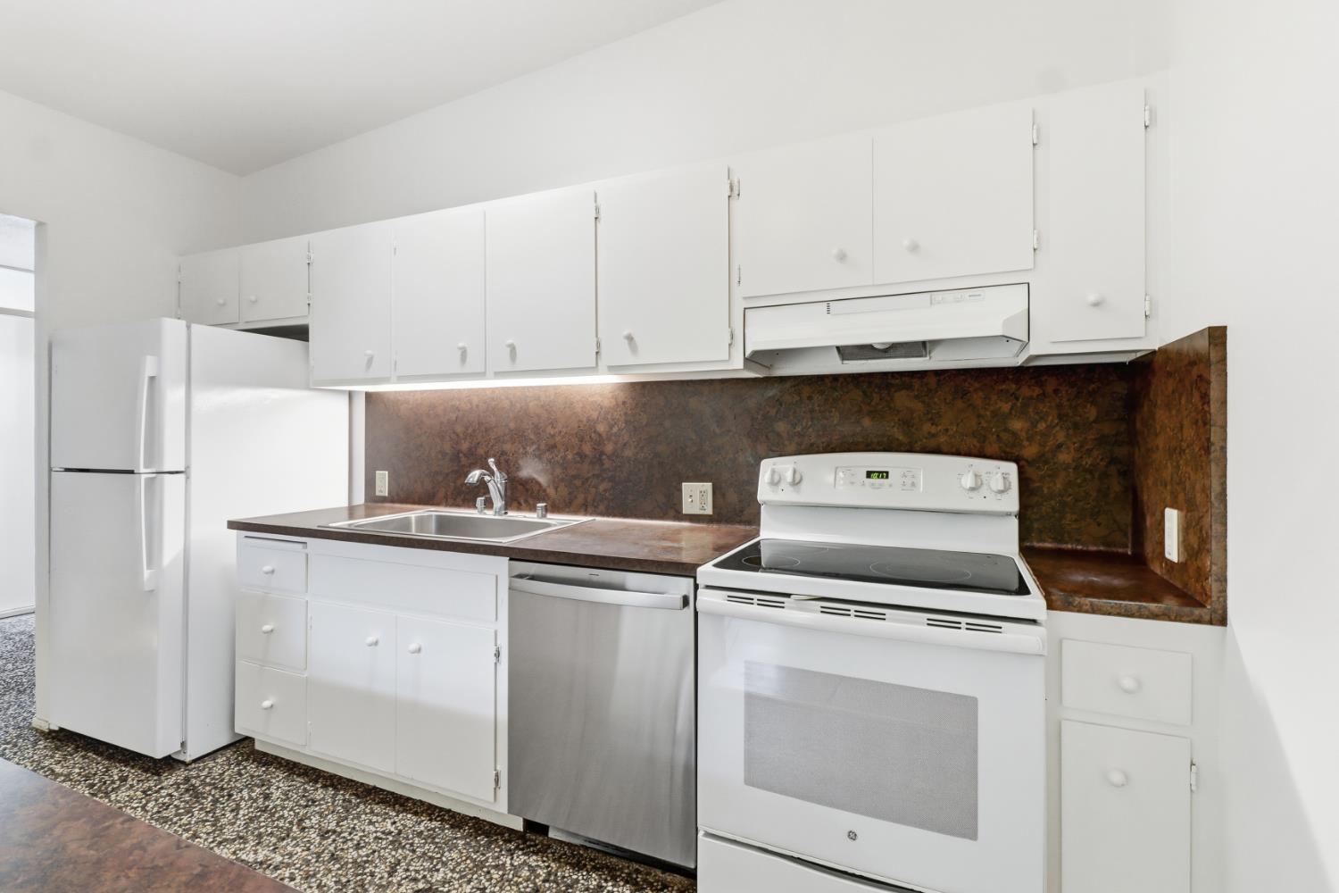 3216 Trawler Place Davis, CA 95616 - Photo 15 of 39