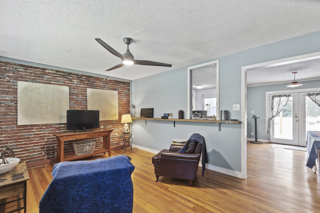 106 State Rd S-37-381 Seneca, SC 29678 - Photo 4 of 50 Gallery Image 4