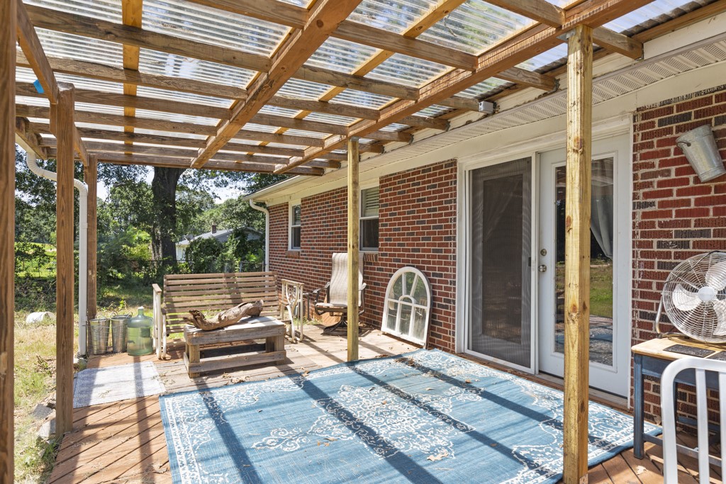 106 State Rd S-37-381 Seneca, SC 29678 - Photo 49 of 50 Covered back porch