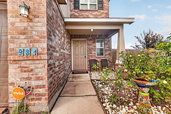 $269,000 | 931 Salado Slough Lane, Rosenberg, TX 77471